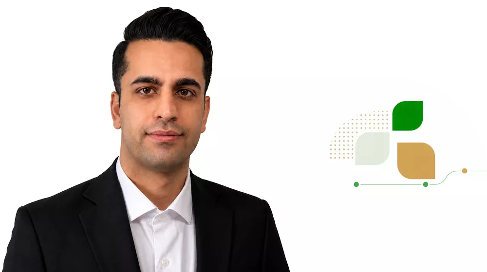 افشار احمدی، کارشناس فروش شرکت حملونقل بینالمللی خط سبز جهان